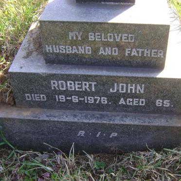 JOHN Robert -1976