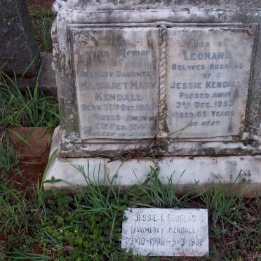 KENDALL Leonard -1953 & DOUGLAS Jessie R. formerly KENDALL 1905-1982 :: KENDALL Margaret Mary 1940-1941