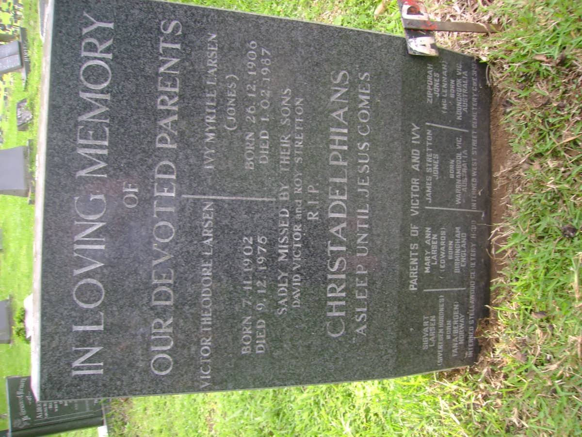 LARSEN Victor Theodore 1902-1975 & Ivy Myrtle JONES 1906-1987