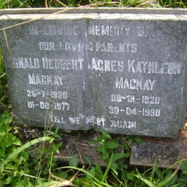 MACKAY Donald Herbert 1920-1977 &amp; Agnes Kathleen 1920-1990