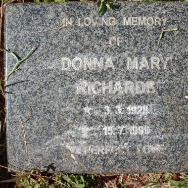 RICHARDS Donna Mary 1928-1999