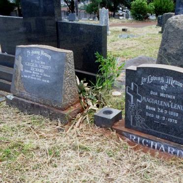 RICHARD Cecilia -1963 :: RICHARD Magdalena 1898-1975