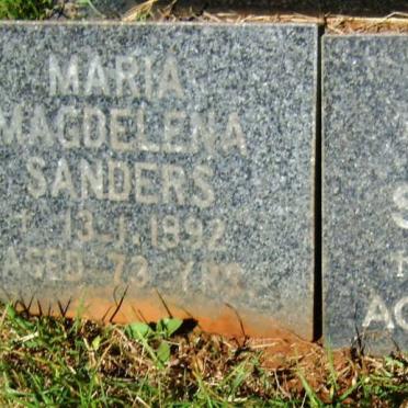 SANDERS Alwyn William -1995 &amp; Maria Magdelena -1992