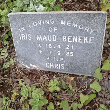BENEKE Iris Maud 1921-1985