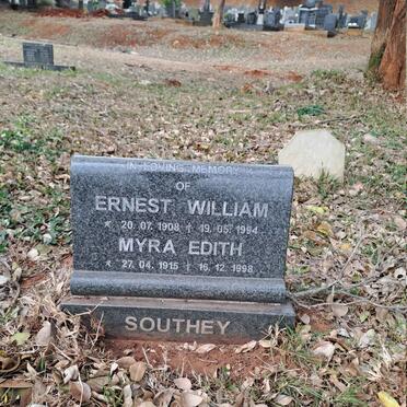 SOUTHEY Ernest William 1908-1994 & Myra Edith 1915-1998