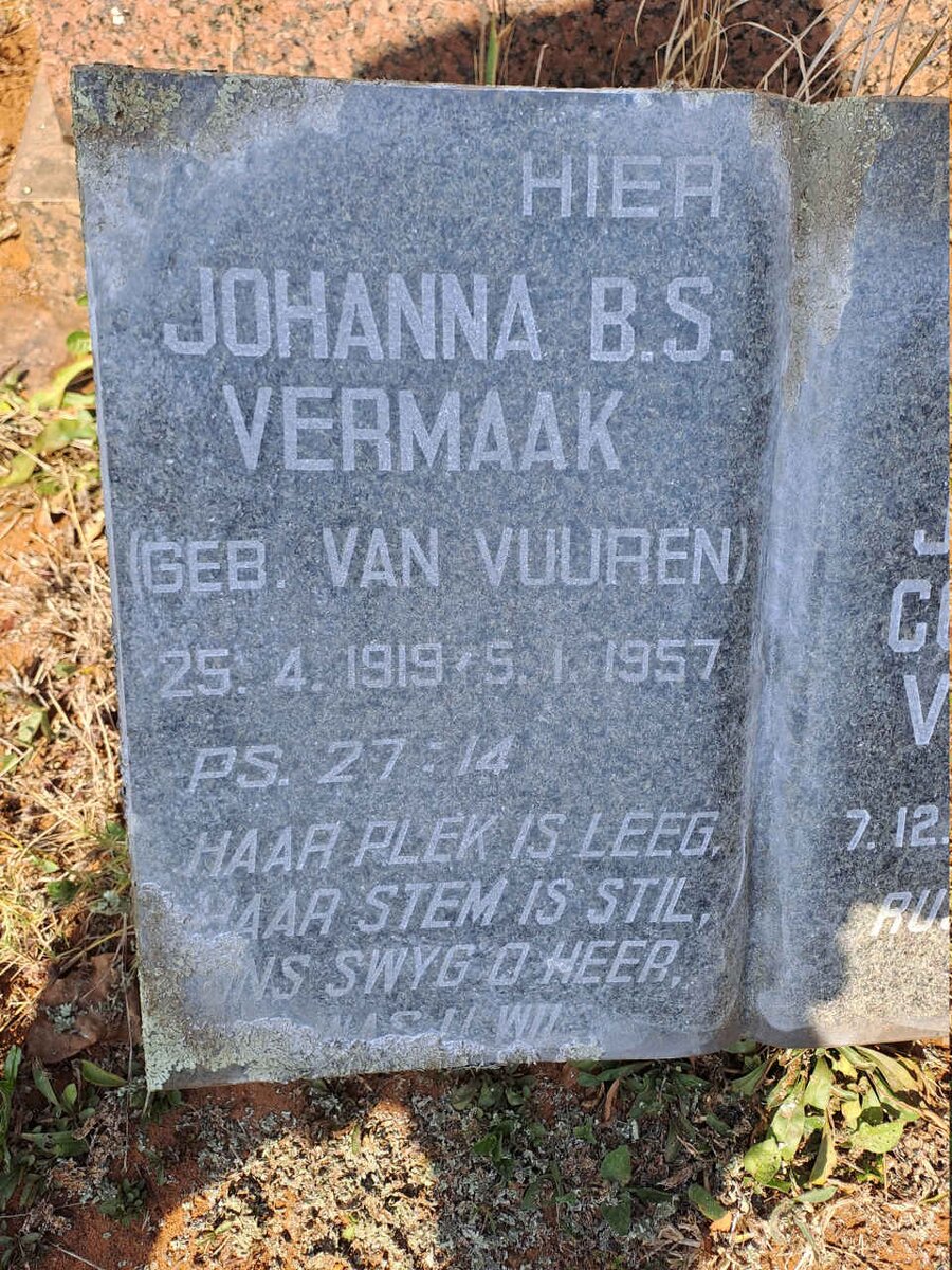 VERMAAK Johannes Cornelius 1911-1983 & Johanna B.S. VAN VUUREN 1919-1957 :: BYRNE Leanne -1977 _2