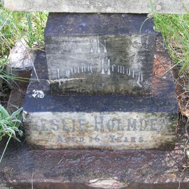 HOLMDEN Leslie 