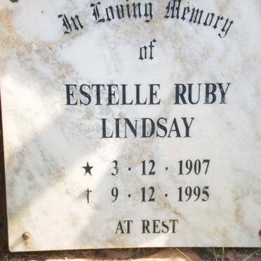 L - Vanne :: Surnames - L