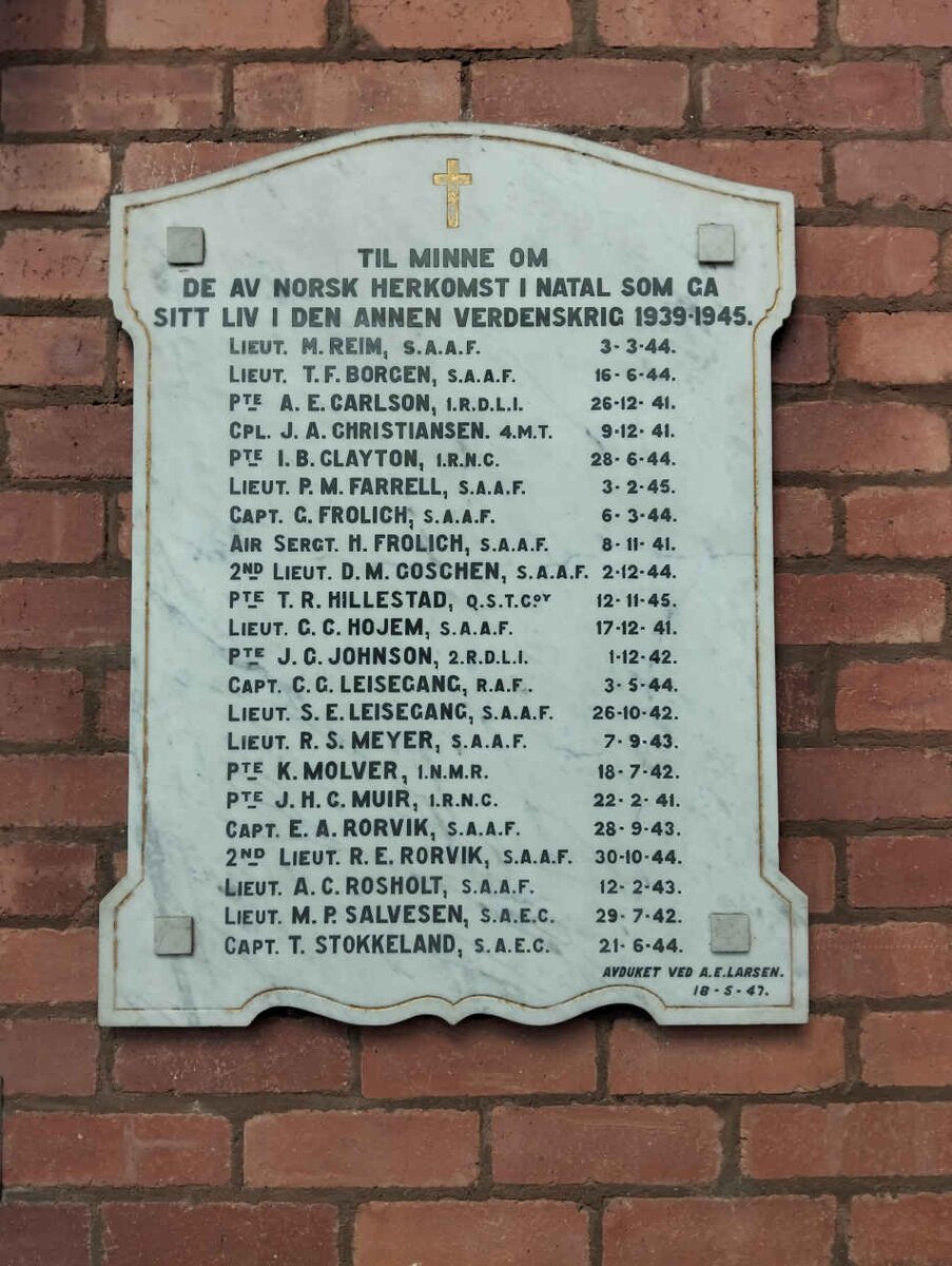 4. WWII Plaque 1939-1945