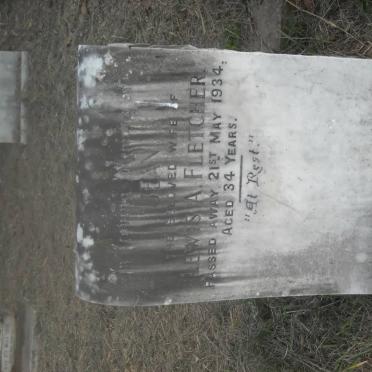 HUTTON Mary Ann -1934 :: FLETCHER Jean -1934 :: HUTTON Peter -1915 :: NICOLL Ann -1917 