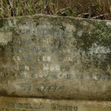MUNRO Jessie -1936 :: MUNRO Isabella -1960 :: MUNRO John -1942