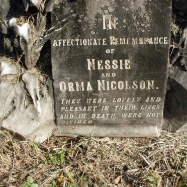 NICOLSON Nessie :: NICOLSON Orma