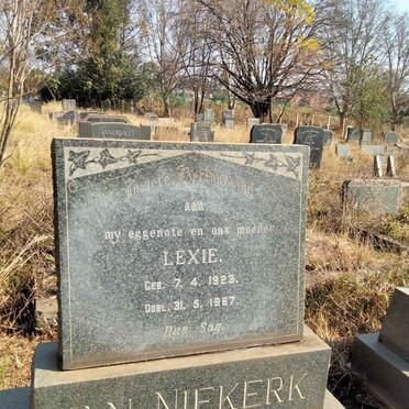 NIEKERK Lexie, van 1923-1967
