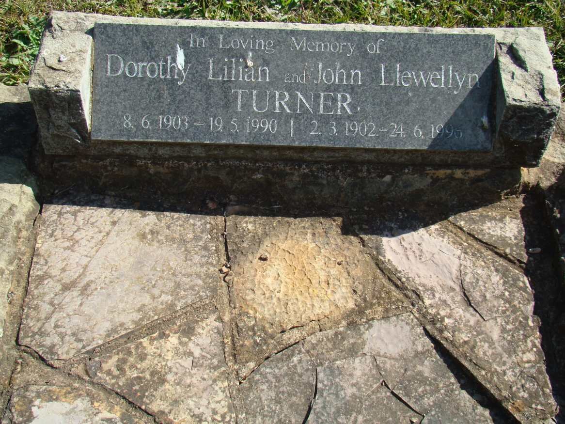 TURNER John Llewellyn 1902-1996 &amp; Dorothy Lilian 1903-1990