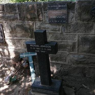 JOHNSON David C. :: JOHNSON Daphné 1925-2017 :: JOHNSON Michael 1950-2002