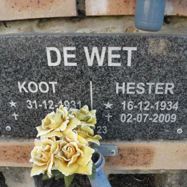 WET Koos, de 1931- &amp; Hester 1934-2009