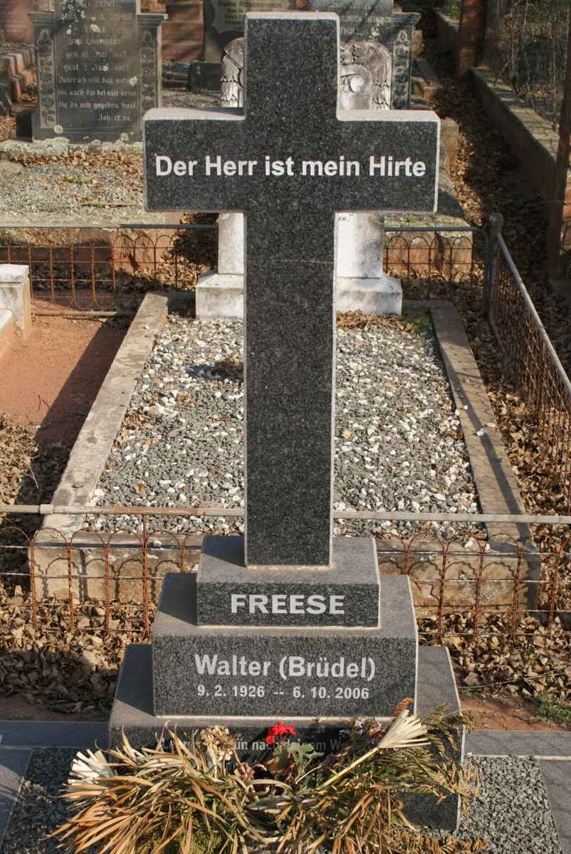 FREESE Walter 1926-2006