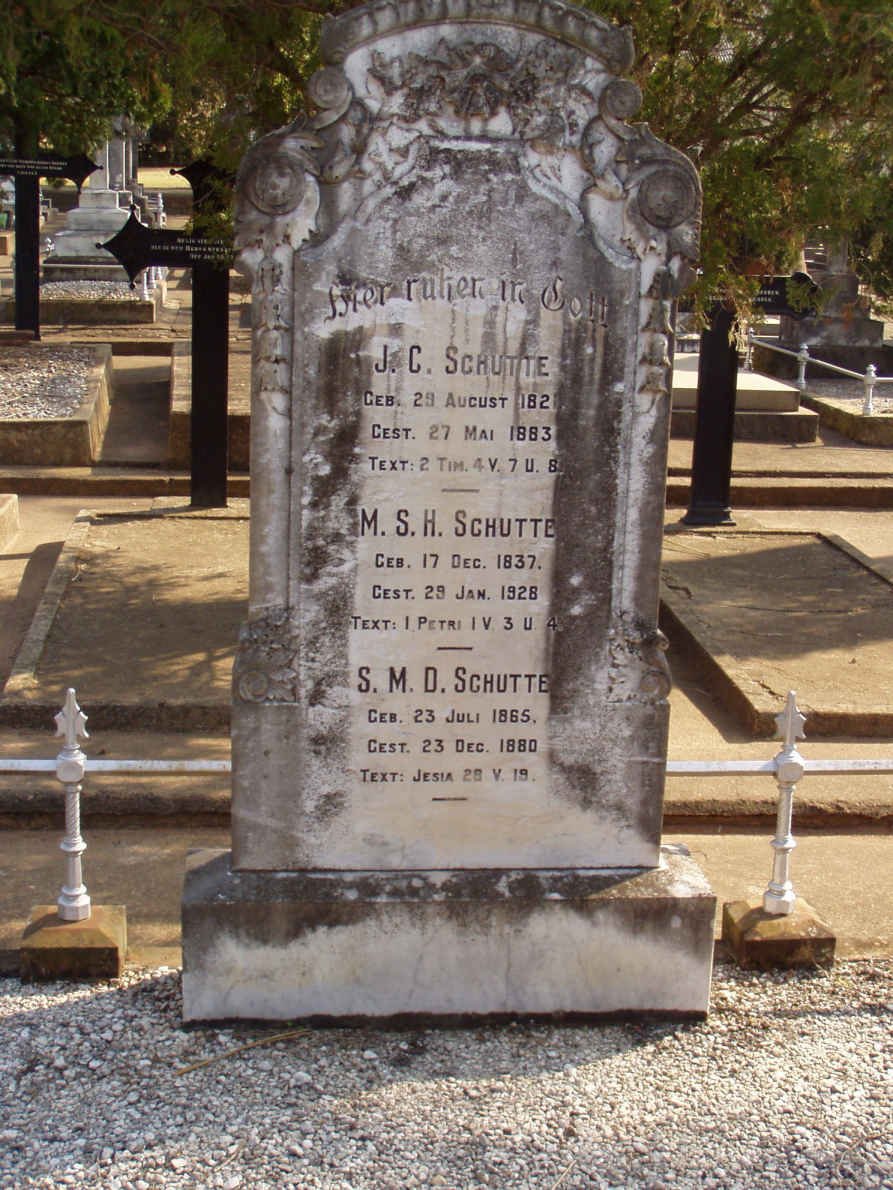 SCHUTTE :: SCHUTTE :: SCHUTTE