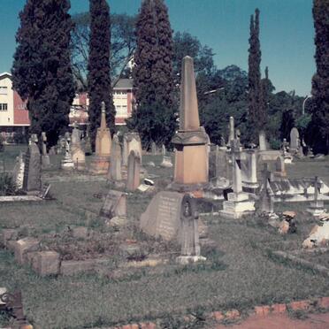 1. Overview photos of the cemetery