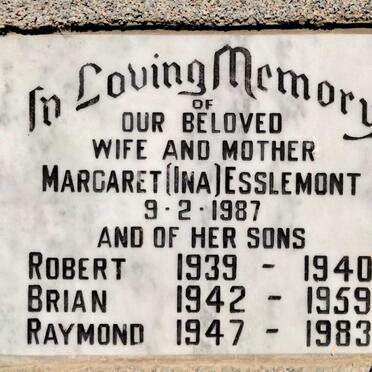 ESSLEMONT Margaret -1987 :: ESSLEMONT Robert 1938-1970 :: ESSLEMONT Brian 1942-1959 :: ESSLEMENT Raymond 1947-1983
