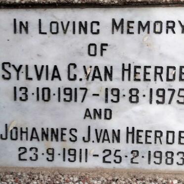 HEERGEN Johannes J., van 1911-1983 & Sylvia C., van 1917-1975 