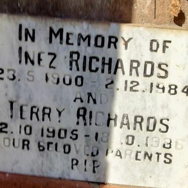 RICHARDS Terry 1905-1986 & Inez1900-1984