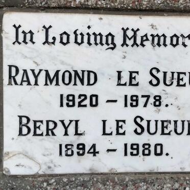SUEUR Raymond, le 1920-1978 & Beryl 1894-1980