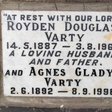 VARTY Royden Douglas 1887-1966 & Agnes Gladys 1892-1996