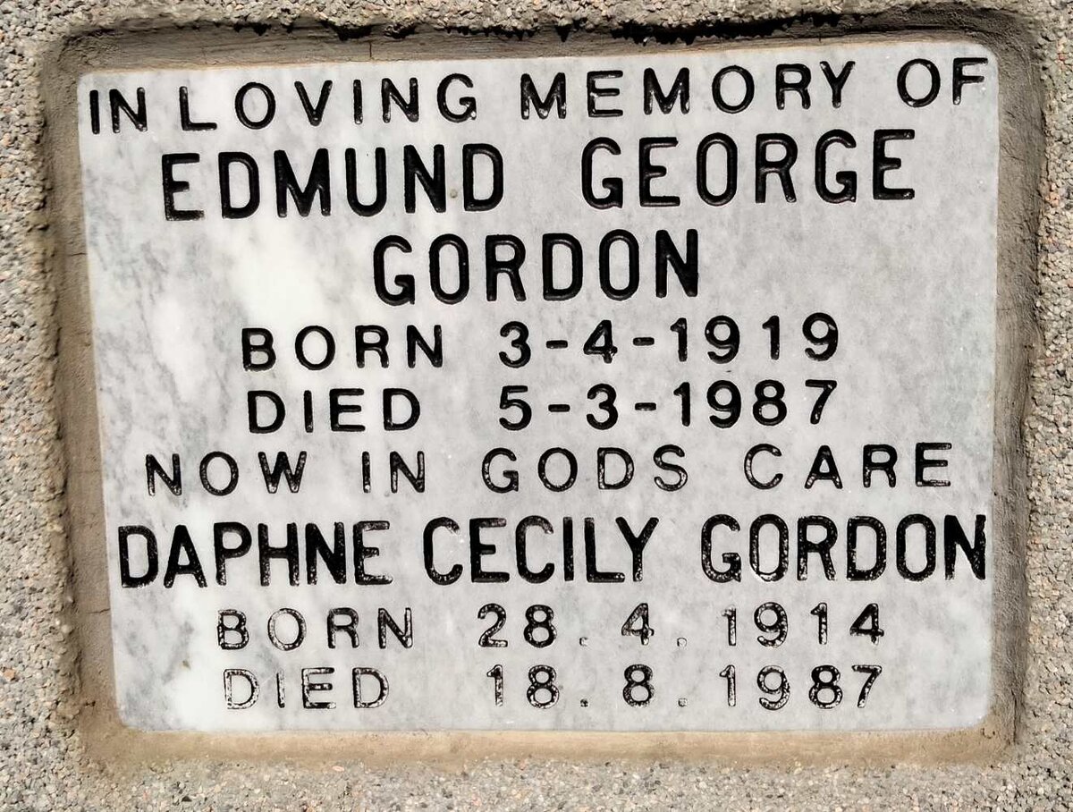 GORDON Edmund George 1919-1987 & Daphne Cecily 1914-1987