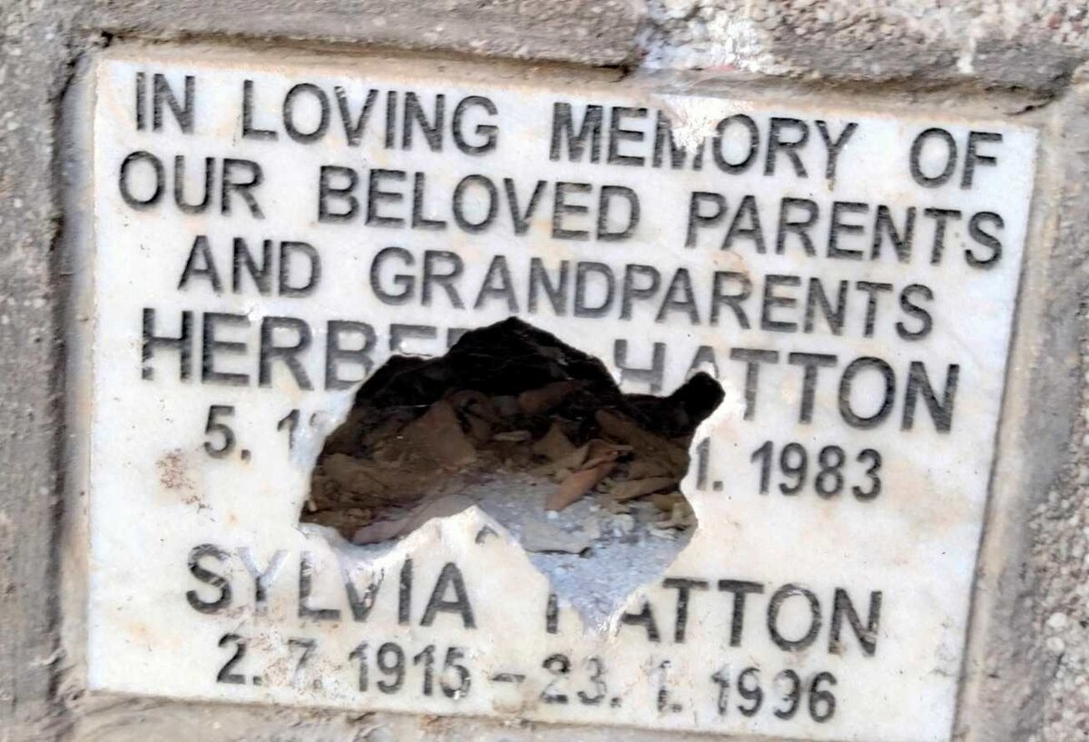 HATTON Herbe? -1983 & Sylvia 1915-1996