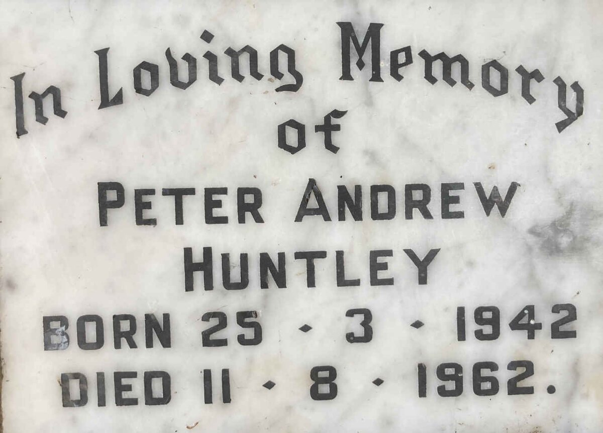 HUNTLEY Peter Andrew 1942-1962