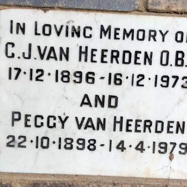 HEERDEN C.J., van 1896-1973 & Peggy 1898-1979