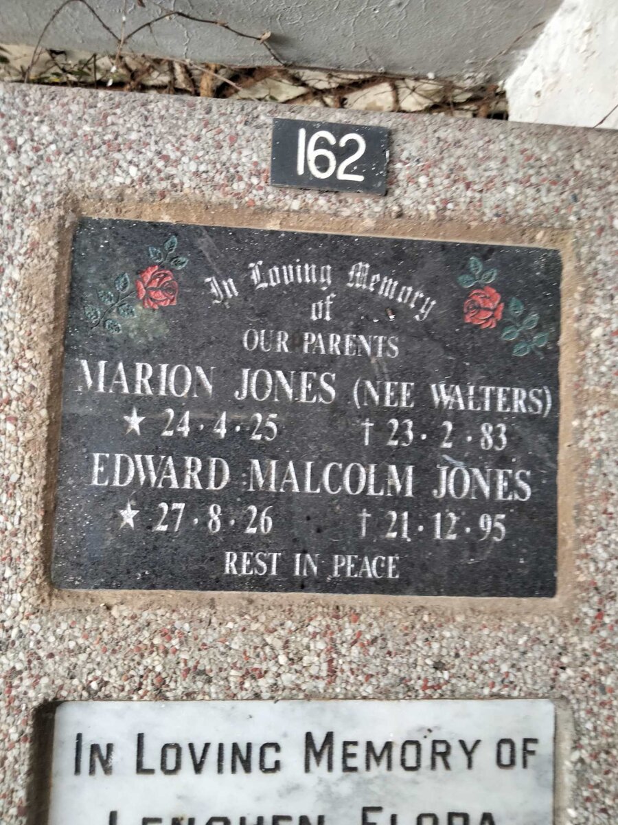 JONES Edward Malcolm 1926-1995 & Marion WALTERS 1925-1983
