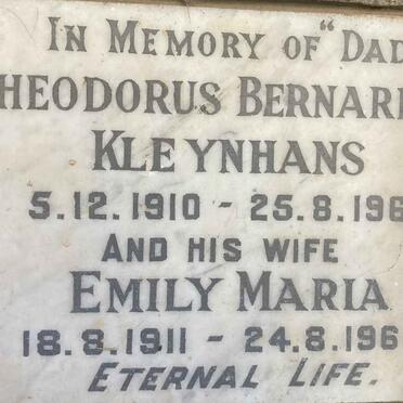 KLEYNHANS Theodorus Bernardus 1910-1961 & Emily Maria 1911-1962