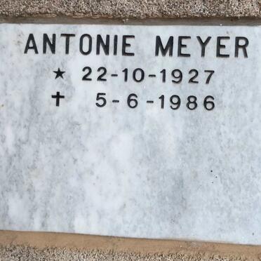 MEYER Antonie 1927-1986