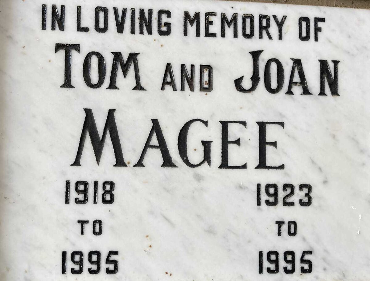 MAGEE Tom 1918-1995 & Joan 1923-1995