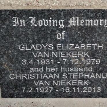 NIEKERK Christiaan Stephanus, van 1927-2013 & Gladys Elizabeth 1931-1979