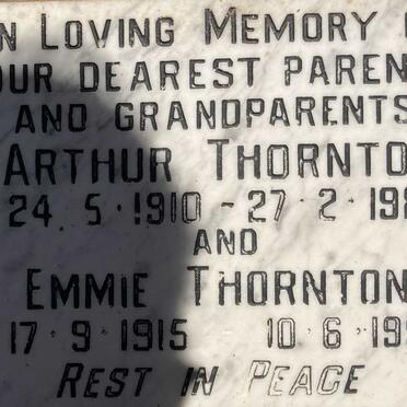 THORNTON Arthur 1910-1982 & Emmie 1915-1994