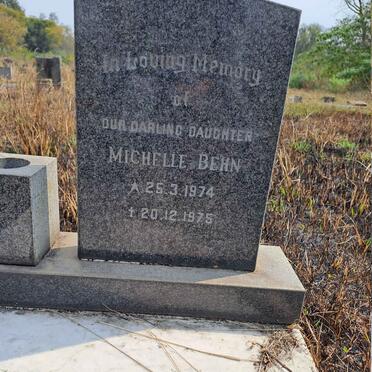 BEHN Michelle 1974-1975