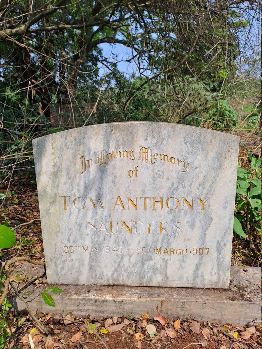 SAUNDERS Tom Anthony 1940-1987