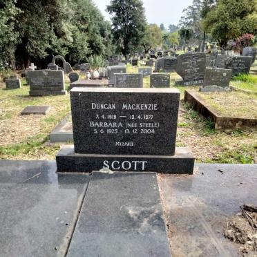 SCOTT Duncan Mackenzie 1919-1977 &amp; Barbara STEELE 1925-2004