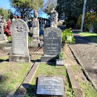 SCHULZE Johannes Friederich 1885-1956 &amp; Dora SCHMIDT 1888-1944 :: BAILEY Edward 1903-1959