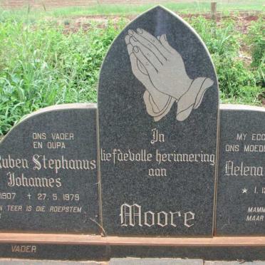 MOORE Ruben Stephanus Johannes 1907-1979 &amp; Helena Magdalena 1922-1977