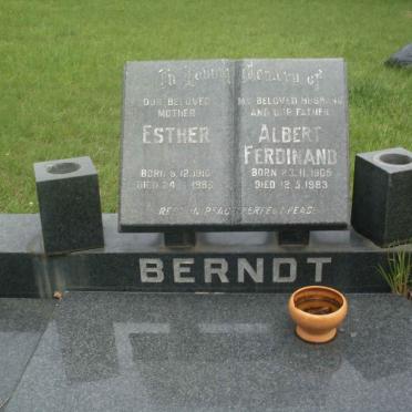 BERNDT Albert Ferdinand 1905-1983 &amp; Esther 1910-1986