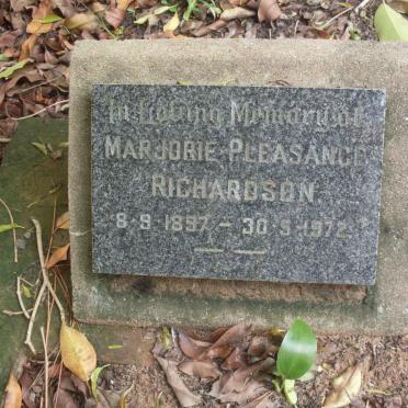 RICHARDSON Majorie Pleasance 1897-1972