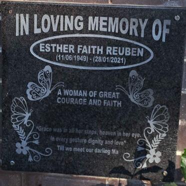 R - Vanne :: Surnames - R