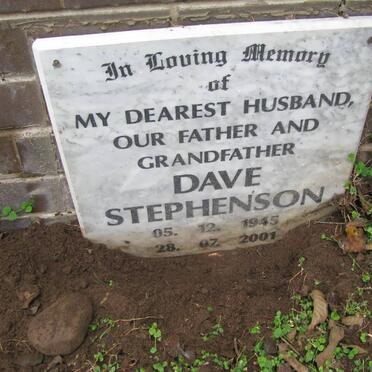 STEPHENSON Dave 1945-2001