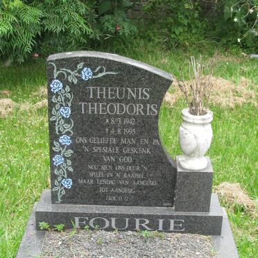 FOURIE Theunis Theodoris 1942-1995