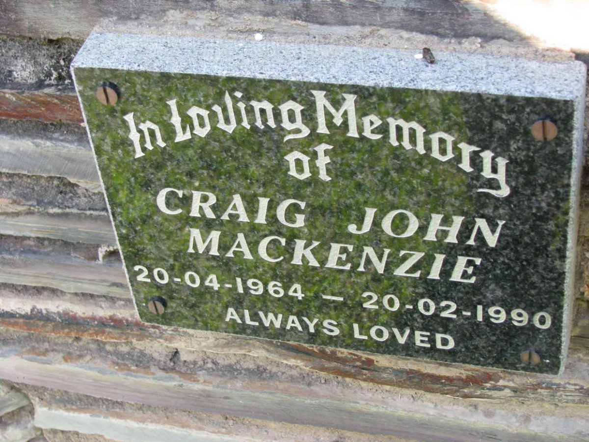 MACKENZIE Craig John 1964-1990
