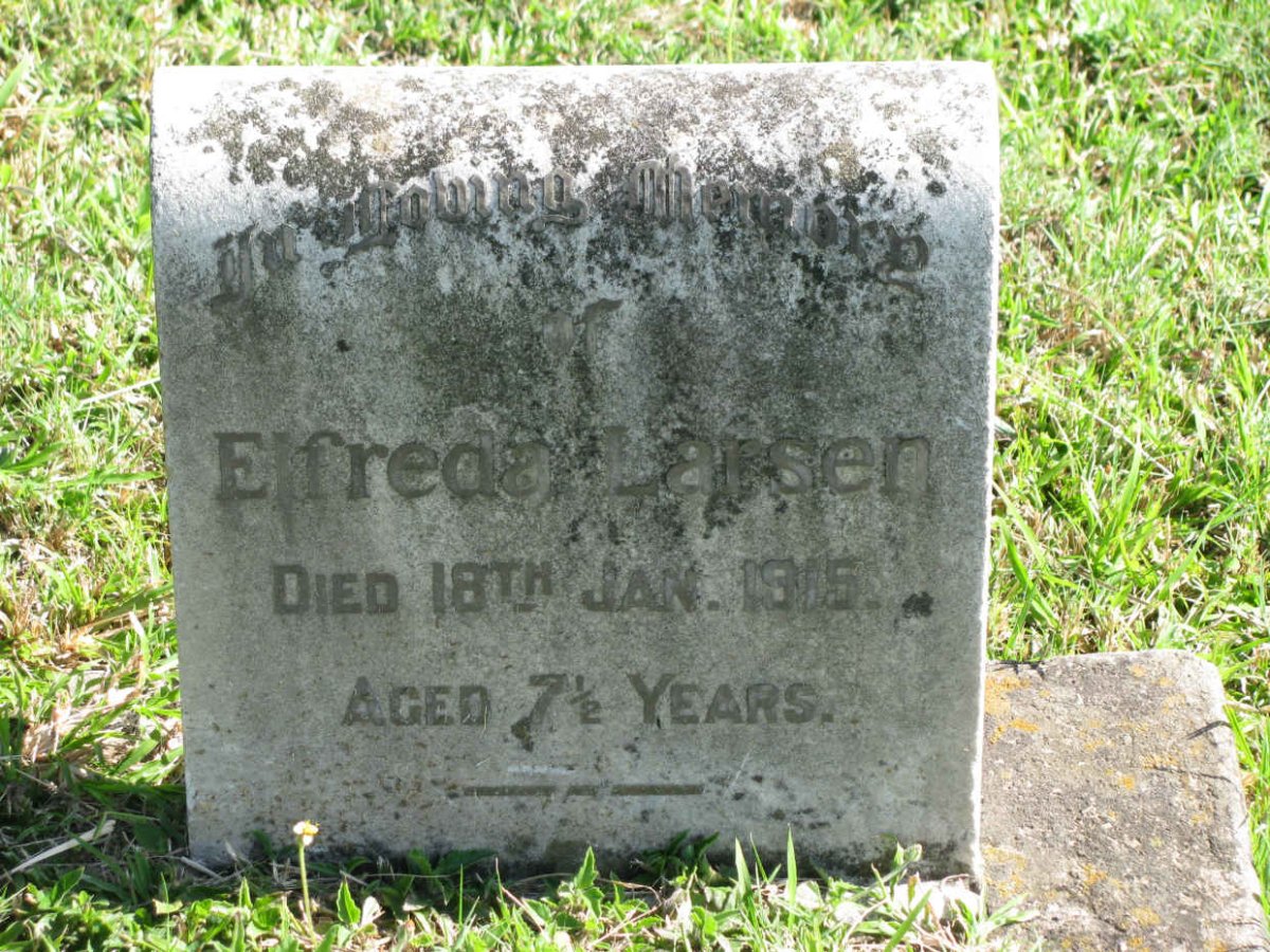 LARSEN Elfreda -1915
